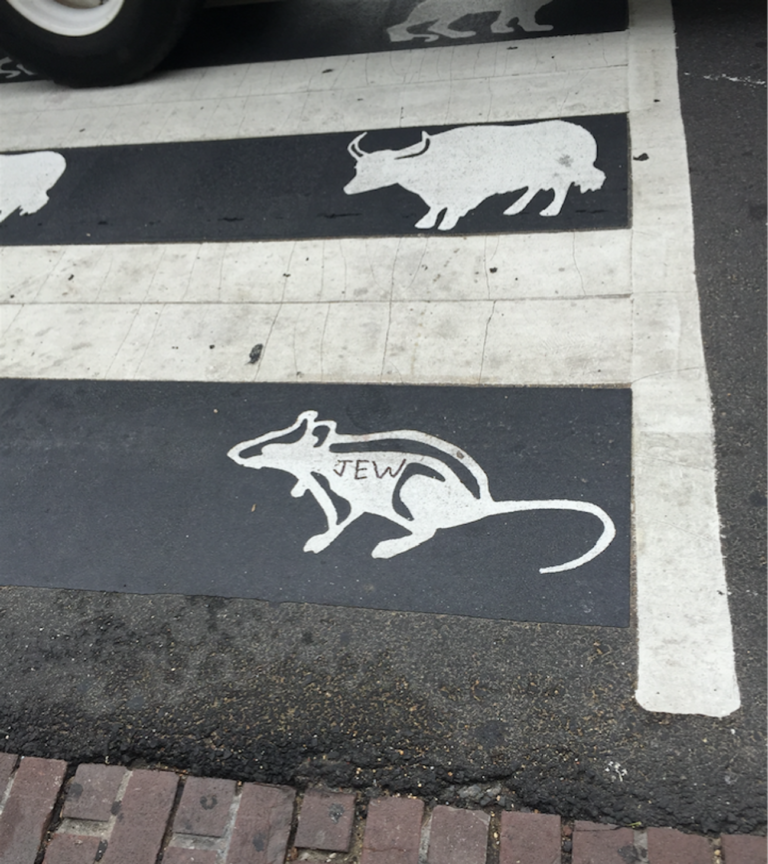 À DC, le symbole du zodiaque chinois devient un graffiti de rat juif