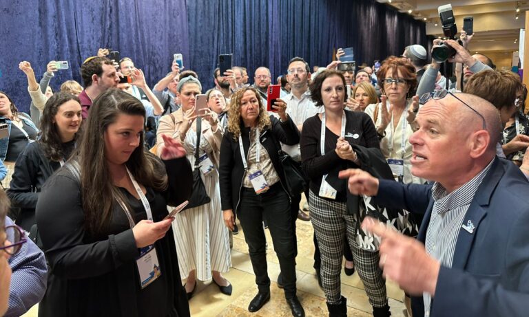 Le Congrès sioniste mondial secoué par des manifestations de gauche et de droite, signe des tensions de la fête de l'indépendance