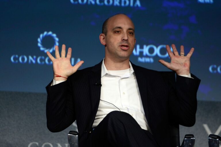 Le débat national sur le racisme suscite des querelles publiques entre des groupes juifs historiques