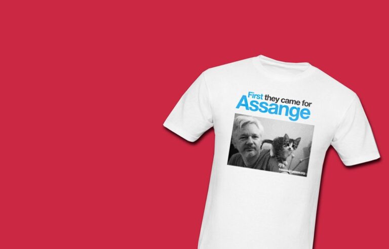 Le patron de Wikileaks se compare aux victimes nazies avec la campagne "Ils sont d'abord venus pour Assange"