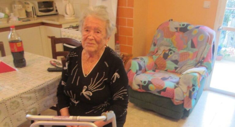 Les fonds pour l'appartement de Tel Aviv donnés à l'ancien professeur de Poutine sont venus de Roman Abramovich, selon les archives