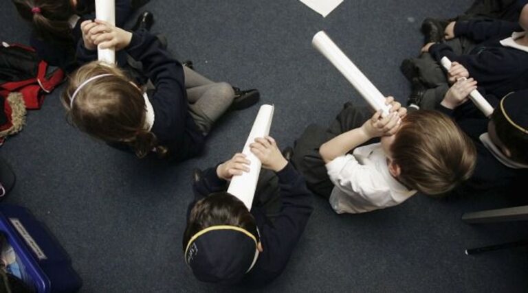 Un législateur juif en Grande-Bretagne menace de quitter le travail pour un problème d'antisémitisme