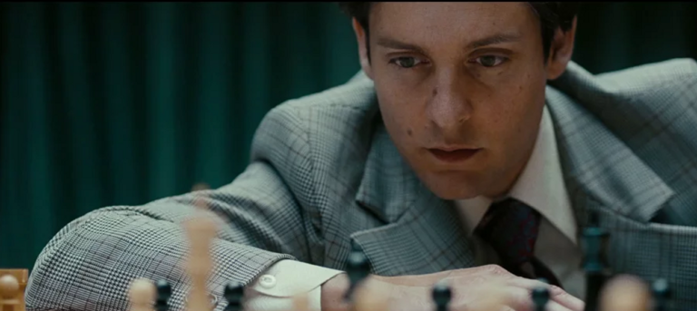 Bobby Fischer et Boris Spassky s'affrontent (à nouveau) dans un nouveau drame d'échecs