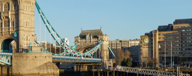 Des bonbonnes de gaz lancées sur 3 juifs orthodoxes à Londres