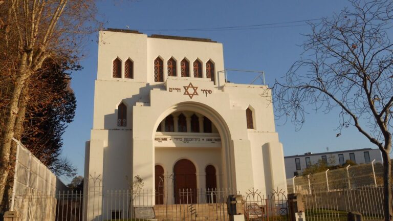 Mon élection ne prouve aucun antisémitisme ici, déclare le maire portugais