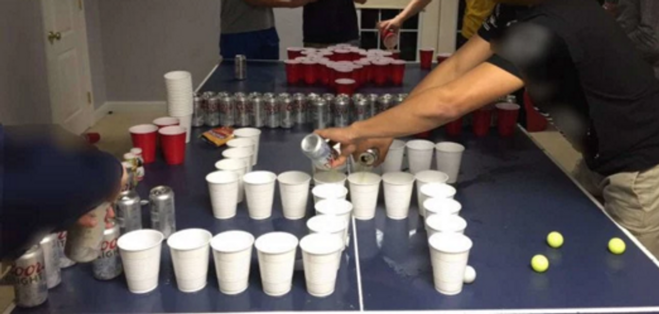 Un jeu de bière-pong "Juifs contre nazis" Riles Princeton High - et l'ADL