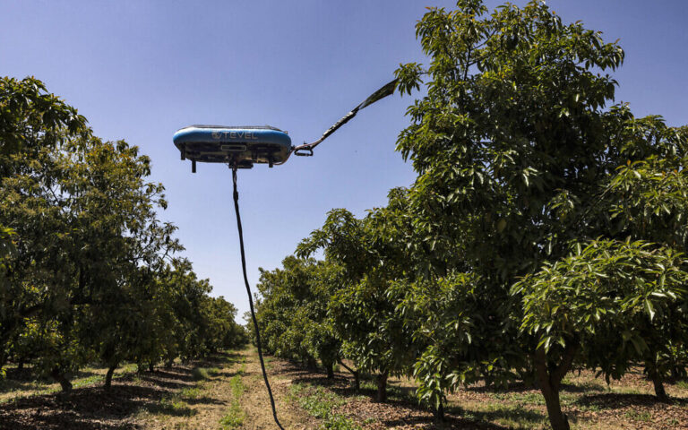 Les pionniers israéliens de la technologie utilisent des drones, l'IA et le big data pour cultiver l'avenir