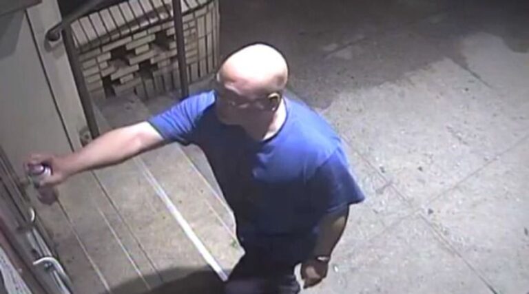 Un ex-policier de New York arrêté pour graffiti antisémite à Brooklyn