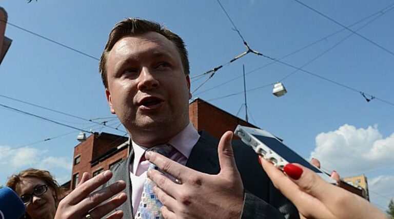 Le leader russe des droits des homosexuels fait des remarques antisémites