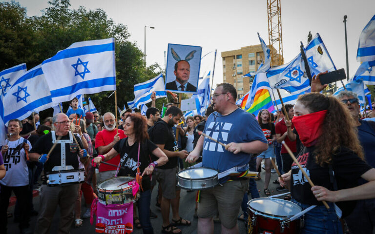 Fitch estime que la refonte judiciaire « édulcorée » n'aura pas d'effet catastrophique sur l'économie