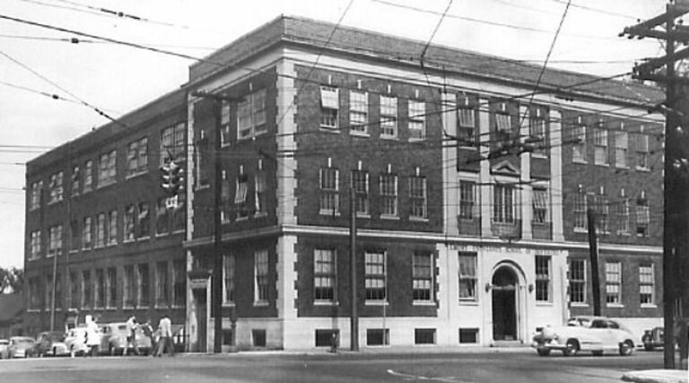 Effacement des taches historiques à l'école dentaire d'Emory