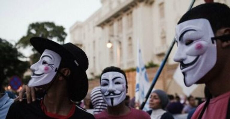 Ne vous laissez pas berner par Egypt Happy Talk