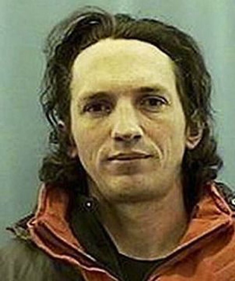 Wily Serial Killer élevé dans une église antisémite