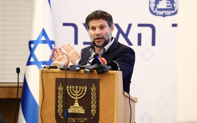 Smotrich affirme que le plan d'urgence pour l'économie en temps de guerre est "plus large" que pendant le COVID