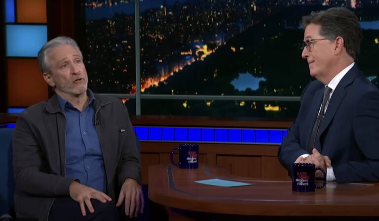 Jon Stewart n'est pas notre « porte-parole juif » – il a normalisé les discours de haine
