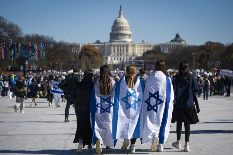 Je n'ai pas pu assister à la Marche pour Israël parce qu'il n'y avait pas de transport accessible.  Cela doit changer