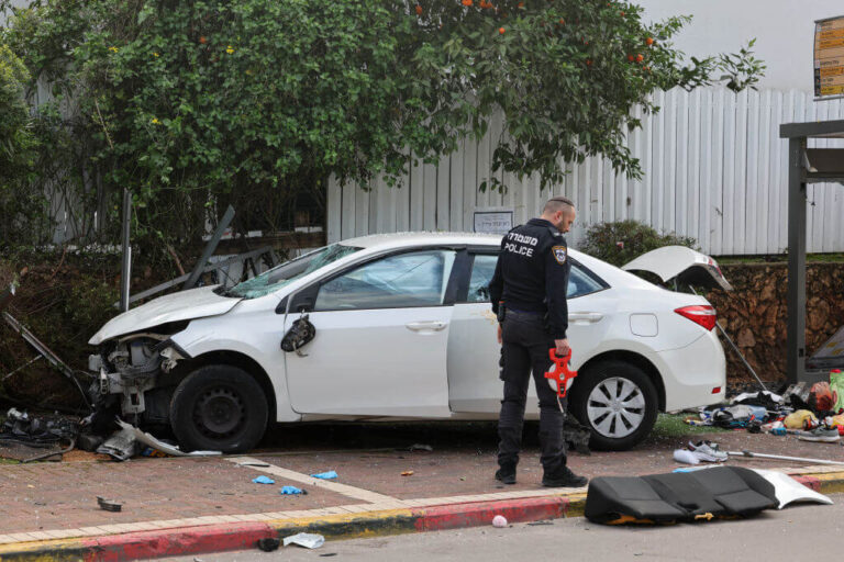 1 mort et 17 blessés dans une attaque à Raanana, banlieue de Tel Aviv à forte communauté anglophone