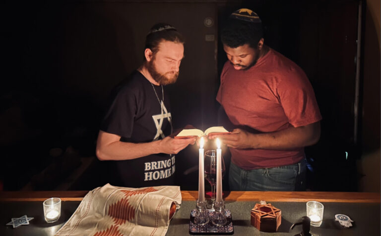 Pourquoi quelqu’un se convertirait-il au judaïsme après le 7 octobre ?
