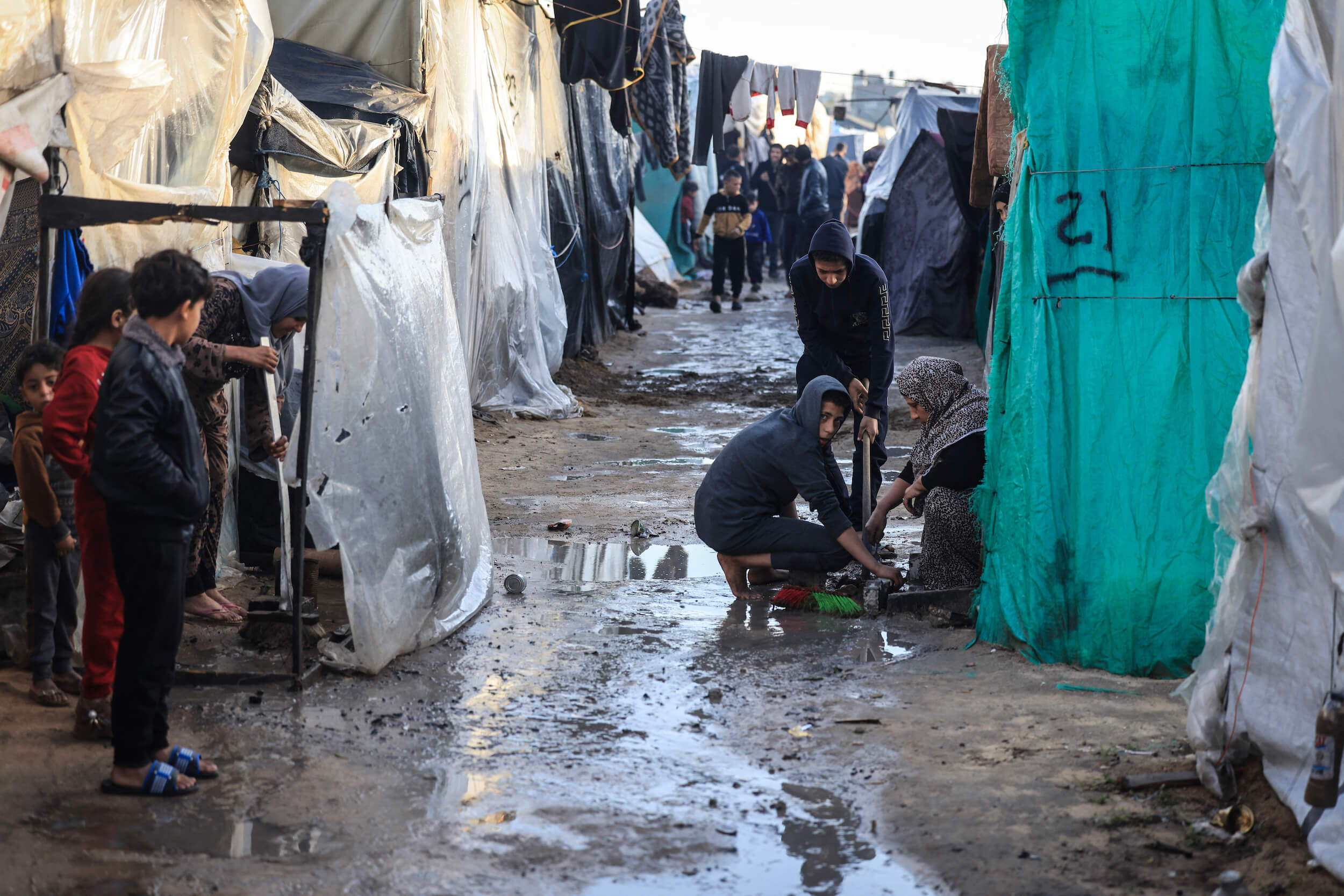 Alors que les Gazaouis meurent de faim et gèlent, la rétention américaine de fonds à l’UNRWA est inadmissible