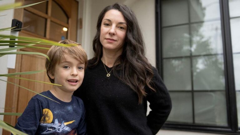 Invoquant la sécurité, des dizaines de familles juives quittent les écoles publiques d'Oakland