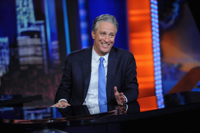 Jon Stewart revient dans « The Daily Show » – son ancien public suivra-t-il ?