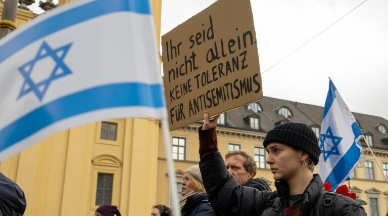 Les incidents antisémites ont augmenté de 320 % en Allemagne depuis le 7 octobre, selon un organisme de surveillance