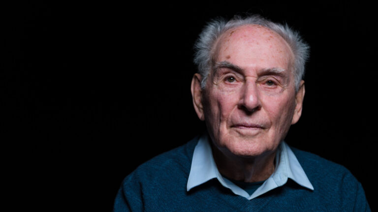 Pour un éminent spécialiste de la littérature et des témoignages sur l’Holocauste, il n’y avait pas d’échappatoire à l’obscurité.