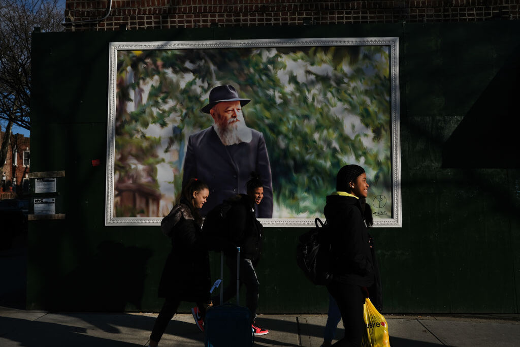 Une brève histoire du mouvement messianique qui a inspiré le tunnel sous le 770 Eastern Parkway