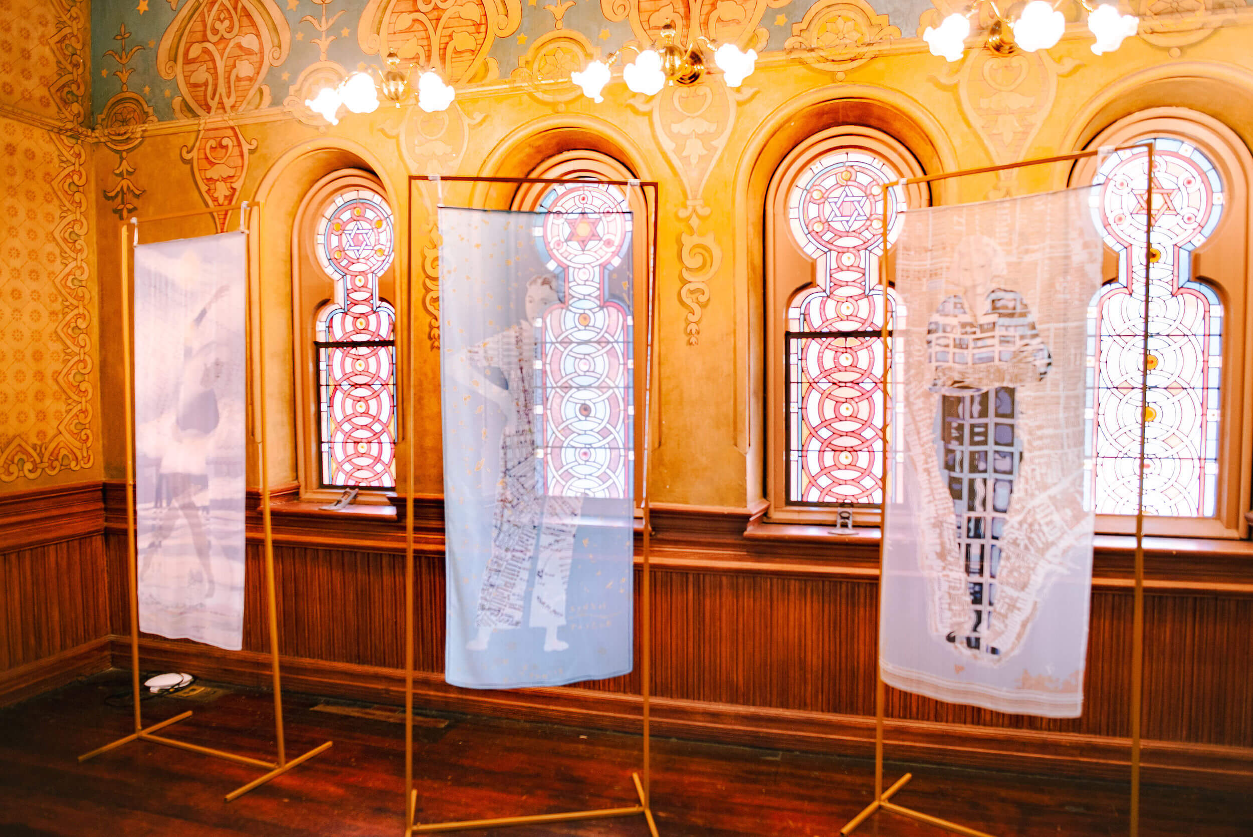 « Une présence éthérée » : un artiste donne une nouvelle vie aux femmes du vieux Lower East Side