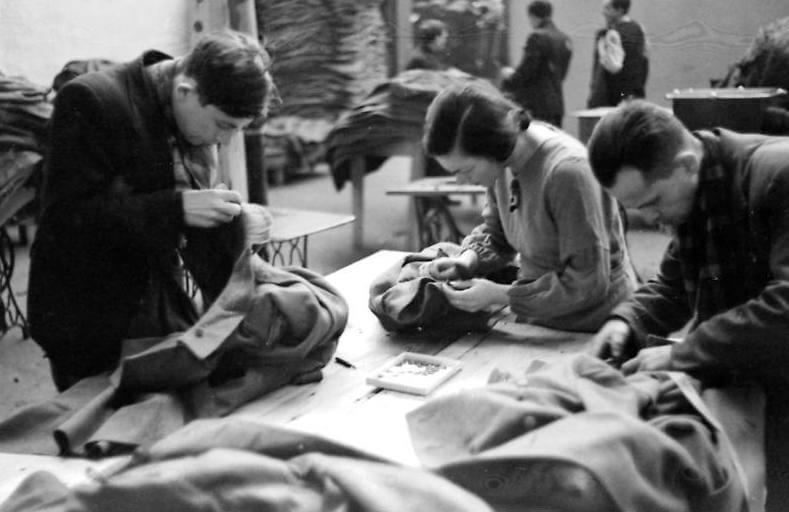 דיגיטיטאַליזירטע פֿאַר־מלחמהדיקע צײַטונג שילדערט לעבן פֿון ייִדי Un journal socialiste numérisé d'avant-guerre donne un aperçu de la vie des travailleurs juifs en Pologne