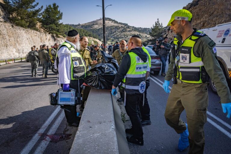 1 tué et 11 blessés dans une fusillade contre un poste de contrôle de sécurité en Cisjordanie