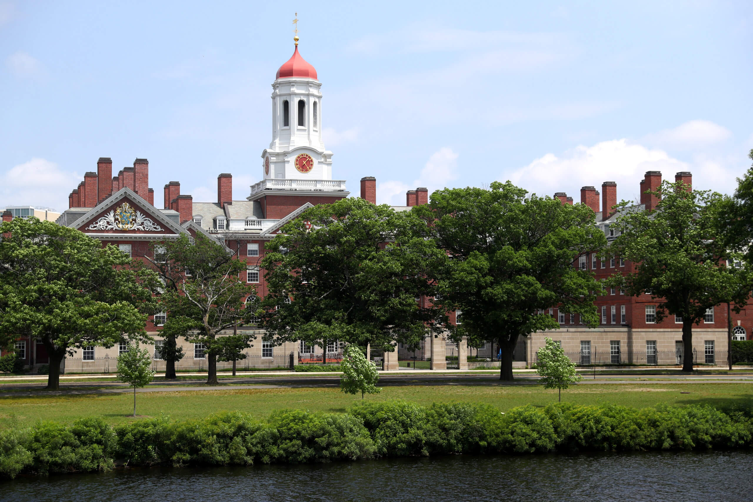 Un groupe universitaire pro-palestinien de Harvard s'excuse d'avoir partagé un message avec une image antisémite
