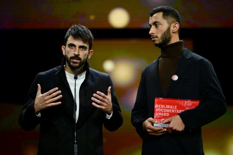 Un journaliste israélien critique « l'apartheid » en Cisjordanie lors de la cérémonie du festival du film de Berlin marquée par les manifestations contre la guerre à Gaza