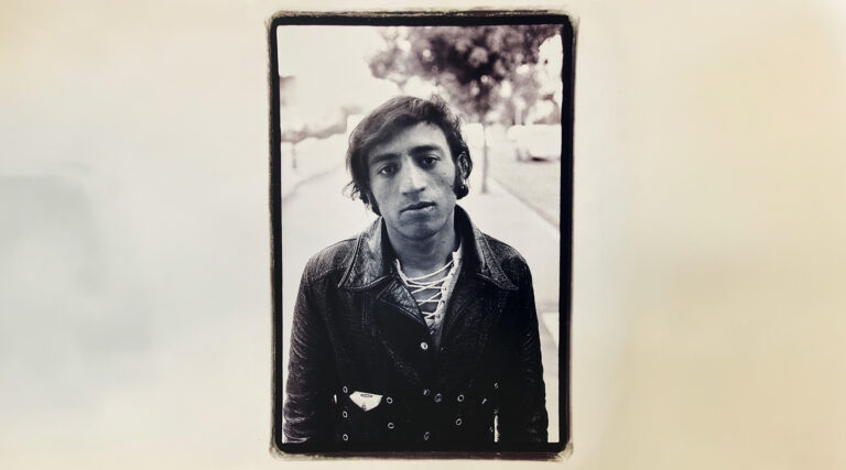 Charlie Biton, co-fondateur des Black Panthers israéliens et premier Israélien à rencontrer Arafat, est décédé à 76 ans