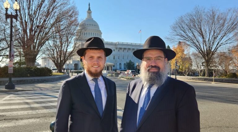 La police inculpe le chauffeur de Lyft pour avoir attaqué le rabbin Habad à Washington