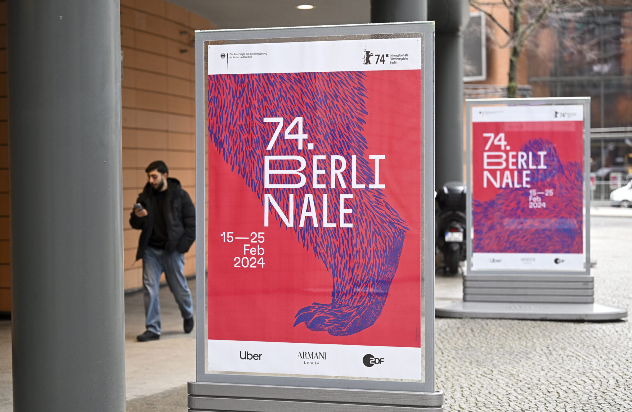 Le festival du film de Berlin interdit l'ouverture du parti d'extrême droite critiqué par les Juifs