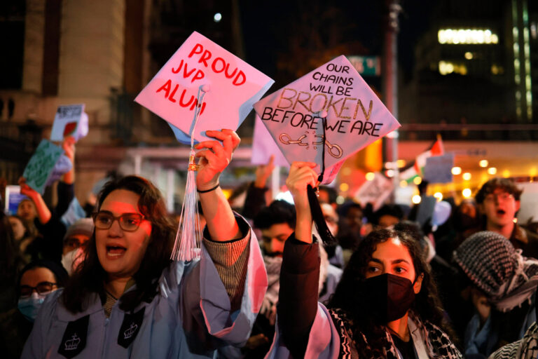 Un groupe de défense des libertés civiles menace de poursuivre la Colombie pour suspension de groupes pro-palestiniens