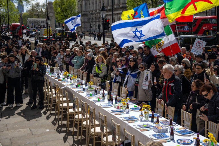 11 suppléments de la haggadah de Pâque à imprimer si vous souhaitez discuter du 7 octobre lors de votre seder