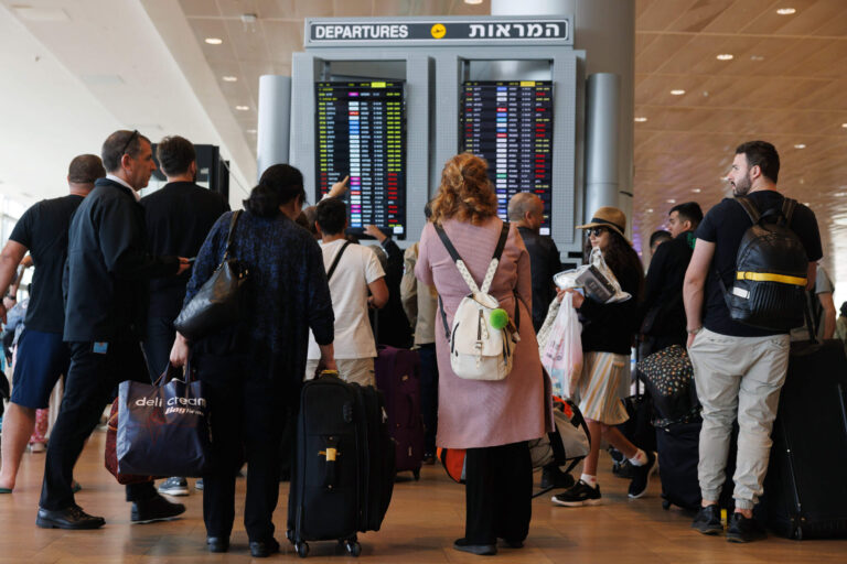 Les annulations montent en flèche pour les voyages de Pâque à destination, en provenance et à l'intérieur d'Israël