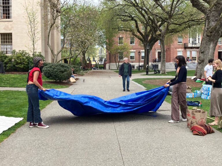 « Énorme victoire » : les manifestants de l'Université Brown parviennent à un accord pour démanteler le campement