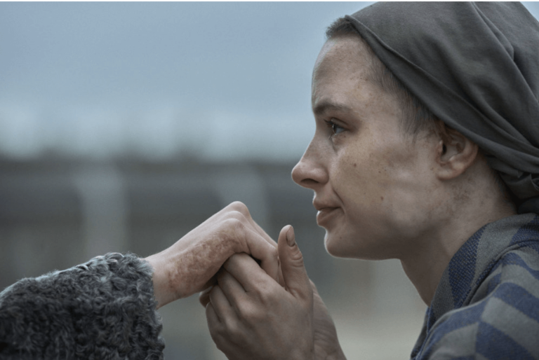 Dans quelle mesure la série Peacock « Le tatoueur d'Auschwitz » est-elle précise ?