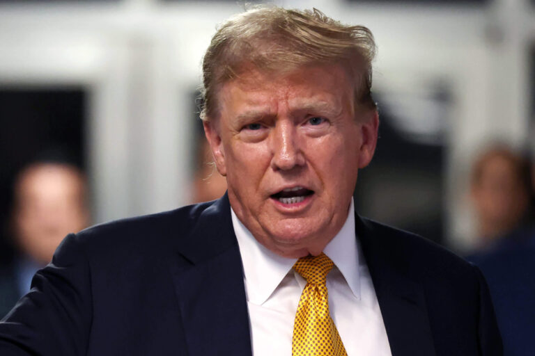 Chaque fois que Donald Trump a invoqué Hitler et les nazis
