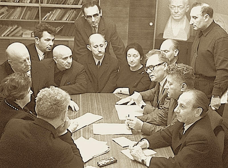 אַ װיכטיקער פּראָיעקט: מע דיגיטאַליזירט די צײַטשריפֿט „סאָװעטיש הײ מלאַנד« Une initiative remarquable : l’ancien magazine yiddish « Sovetish Heymland » est en cours de numérisation