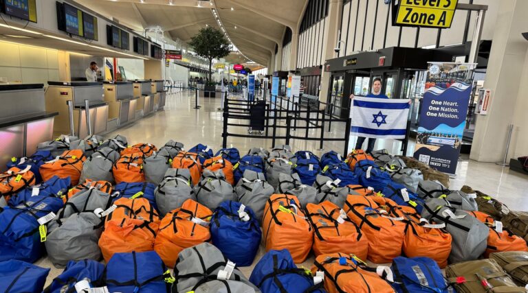 Le coût d'expédition du matériel donné à Israël quadruple alors qu'El Al met fin à la réduction sur les marchandises le 7 octobre