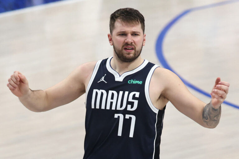 Dallas « Maus » ?  Ou est-ce que les Finales NBA vous font voir des choses ?