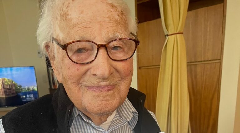 Morrie Markoff, supercentenaire juif et homme le plus âgé des États-Unis, est décédé à 110 ans