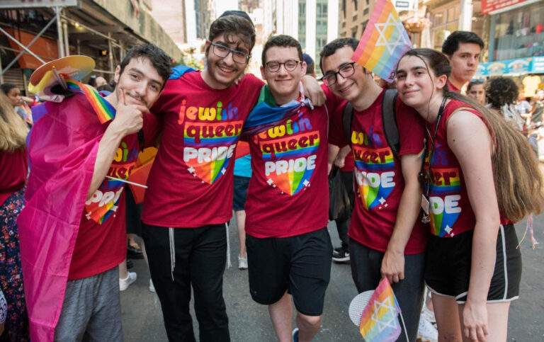 « Non-sioniste » : comment certains Juifs homosexuels luttent contre Israël