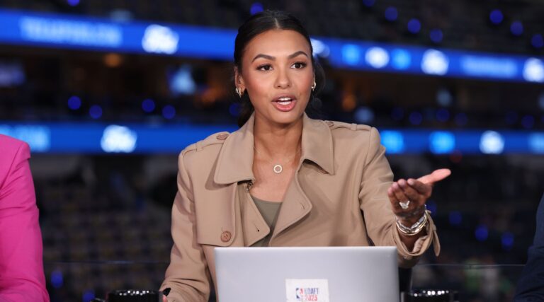 Peu importe qui a remporté la finale, Malika Andrews, animatrice juive du « Compte à rebours NBA », est devenue une star