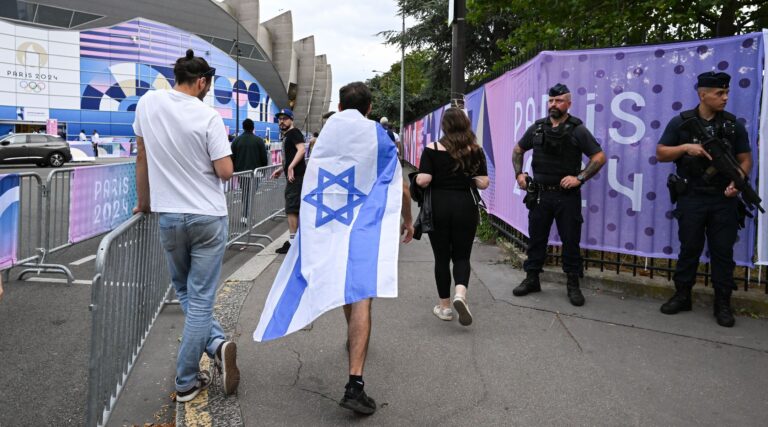 La police française enquête sur des menaces de mort visant des athlètes olympiques israéliens Un message de notre rédactrice en chef Jodi Rudoren