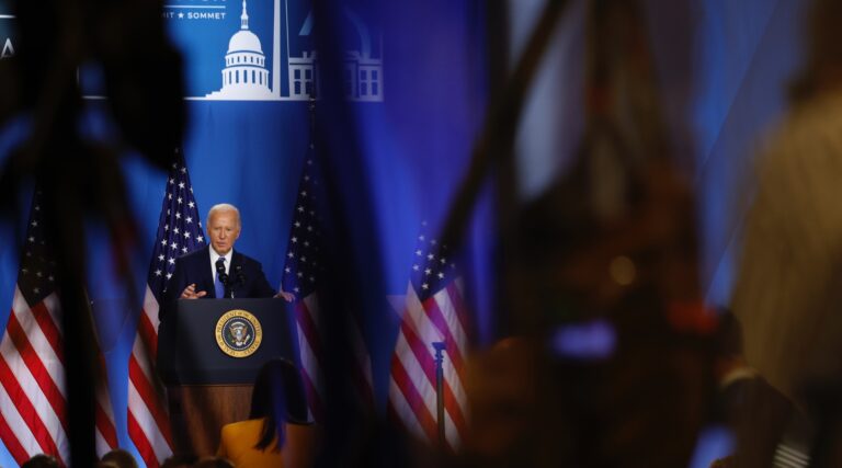 Biden : Israël s'est montré « occasionnellement » peu coopératif
